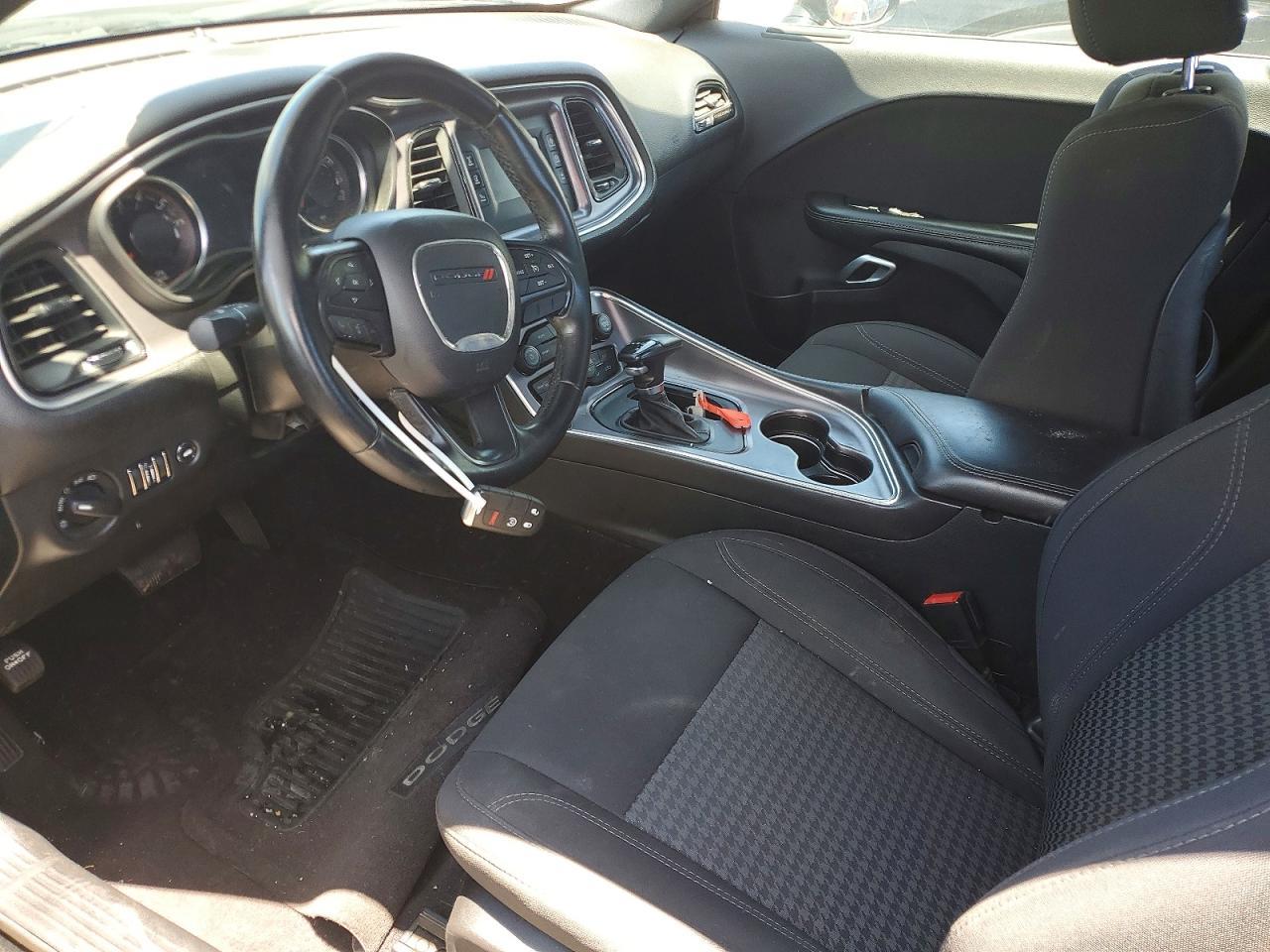 2017 Dodge Challenger Sxt - Image 7