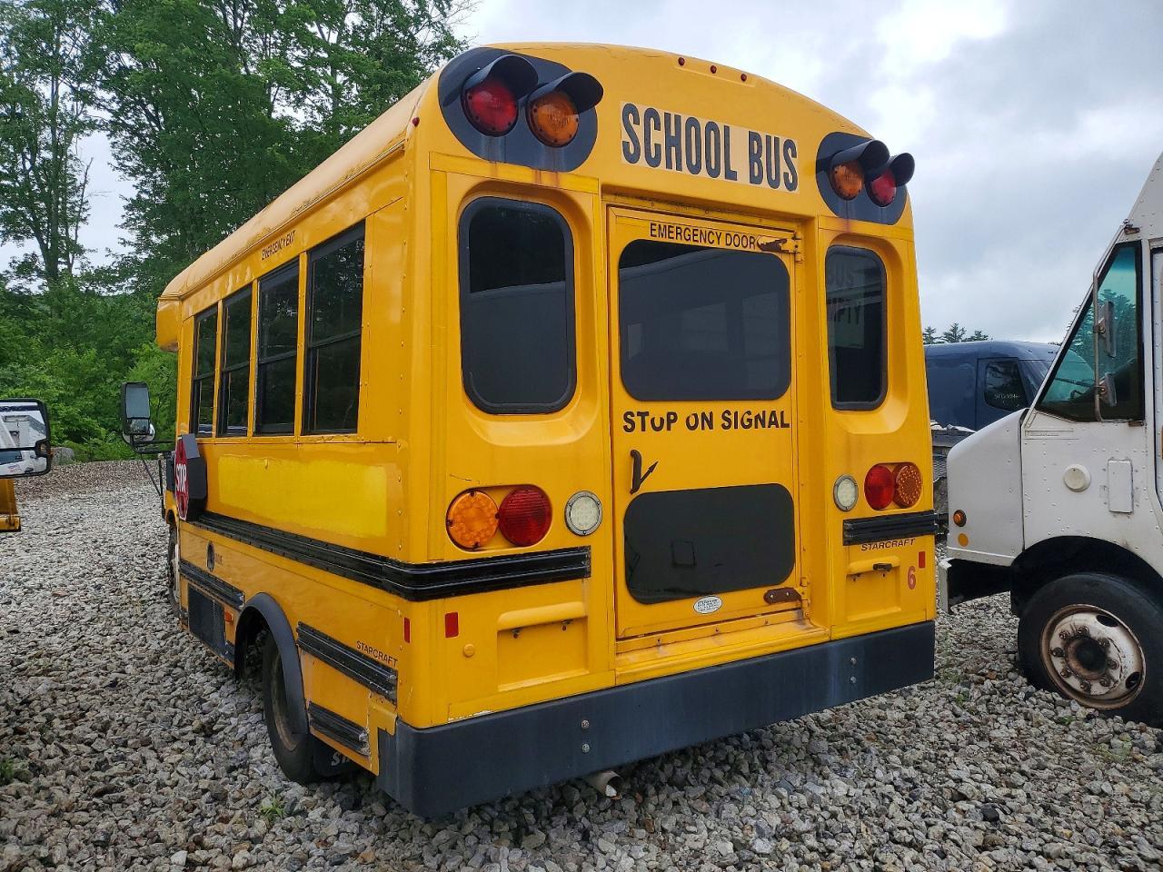 2012 Chevrolet Express G3 - School Bus - Фото 3
