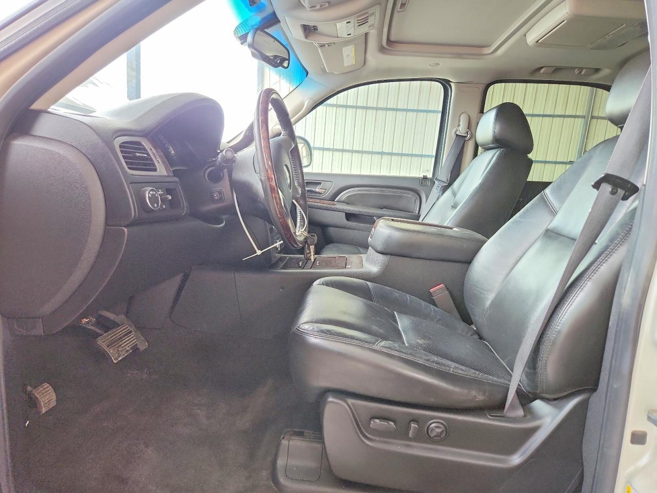 2010 GMC Yukon Denali - Фото 7