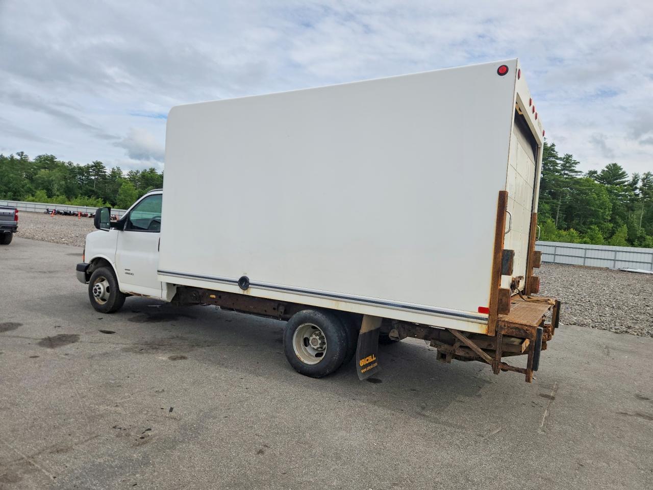2019 GMC Savana Box Truck ** R & D * Cln Title * Pri Fleet ** - Фото 2