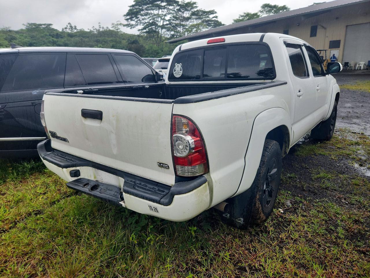 2015 Toyota Tacoma V6 - Фото 3