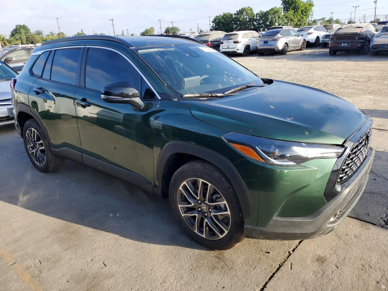 2026 Toyota Corolla Cross Xle - Image 4