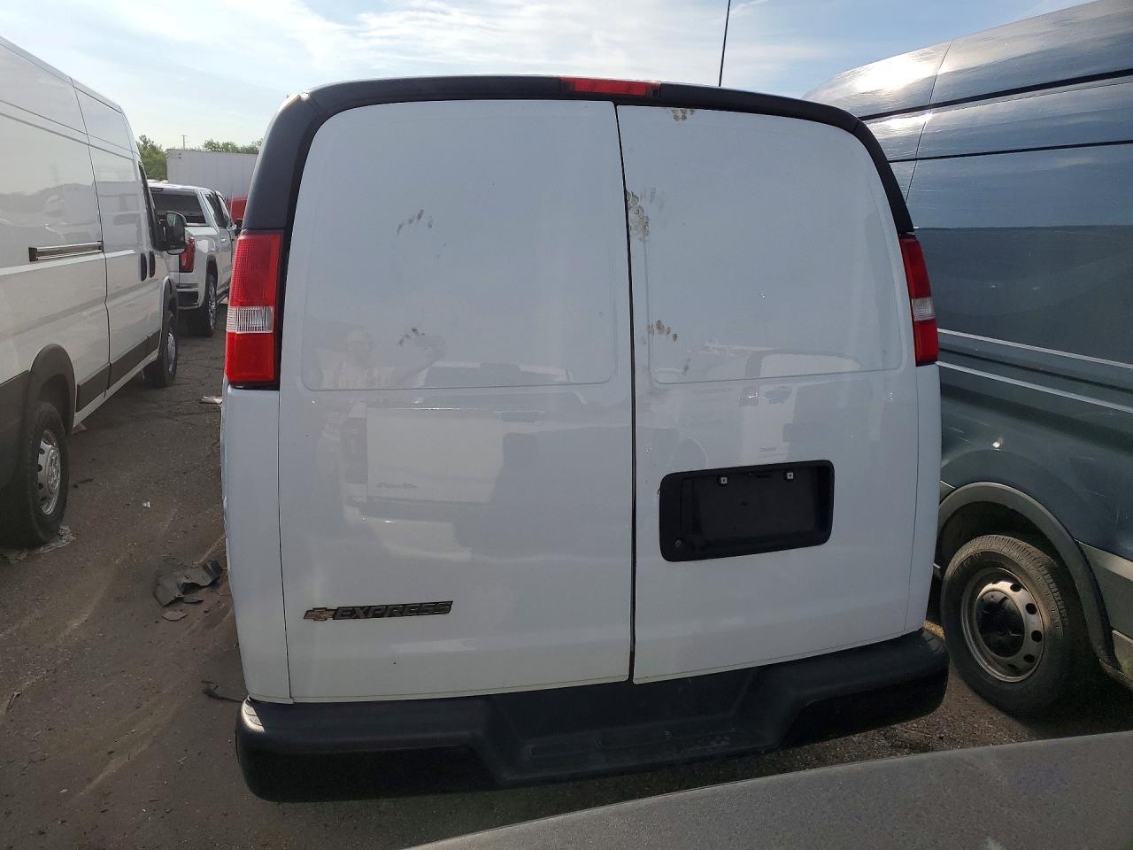 2023 Chevrolet Express G2500 - Image 6