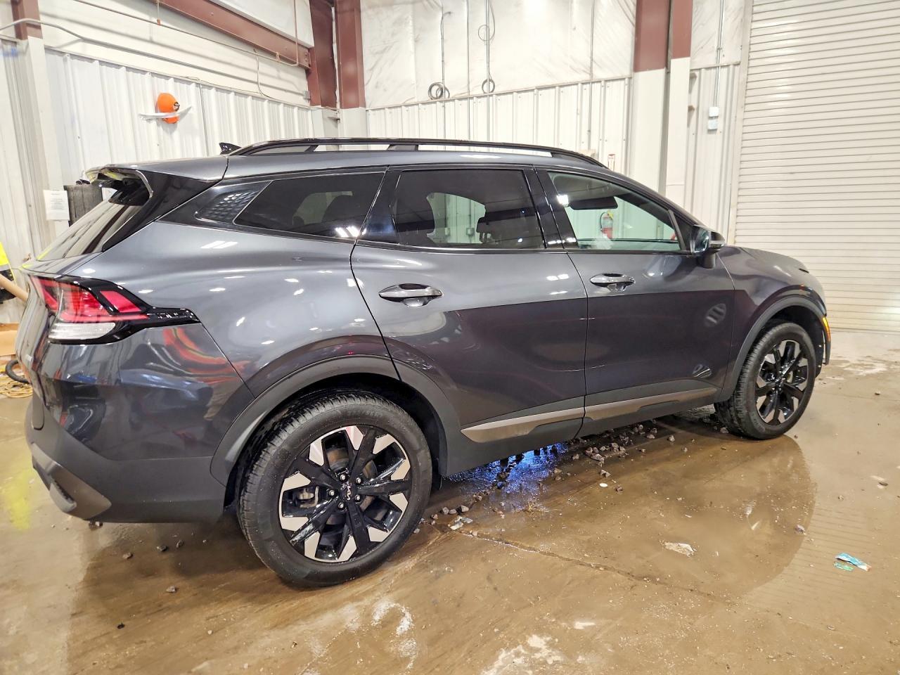2023 Kia Sportage X Line - Image 3