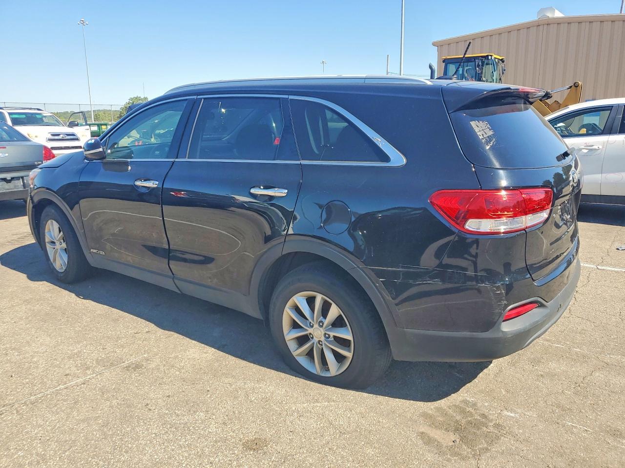 2017 Kia Sorento Lx V6 - Фото 2