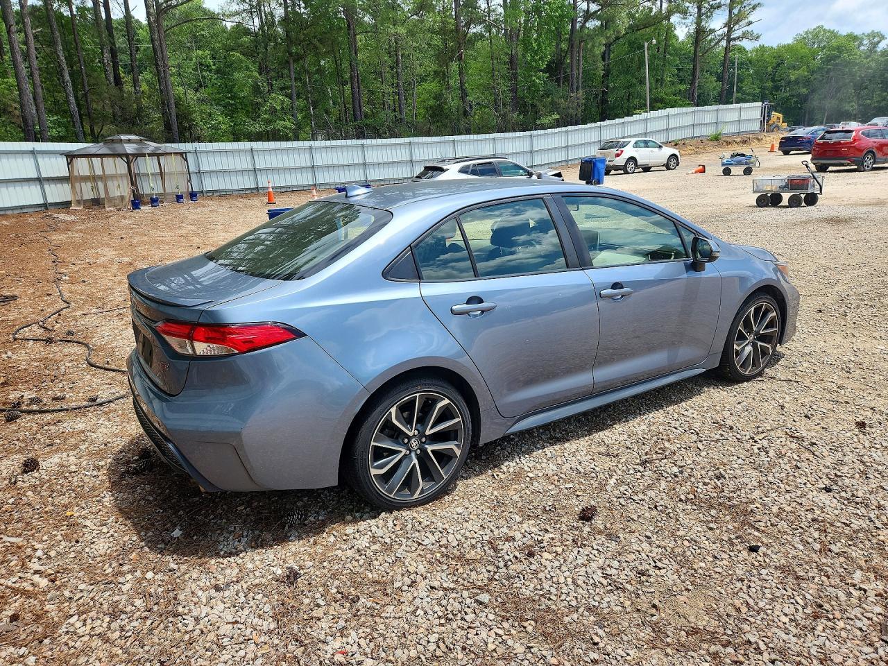 2020 Toyota Corolla Se - Фото 3