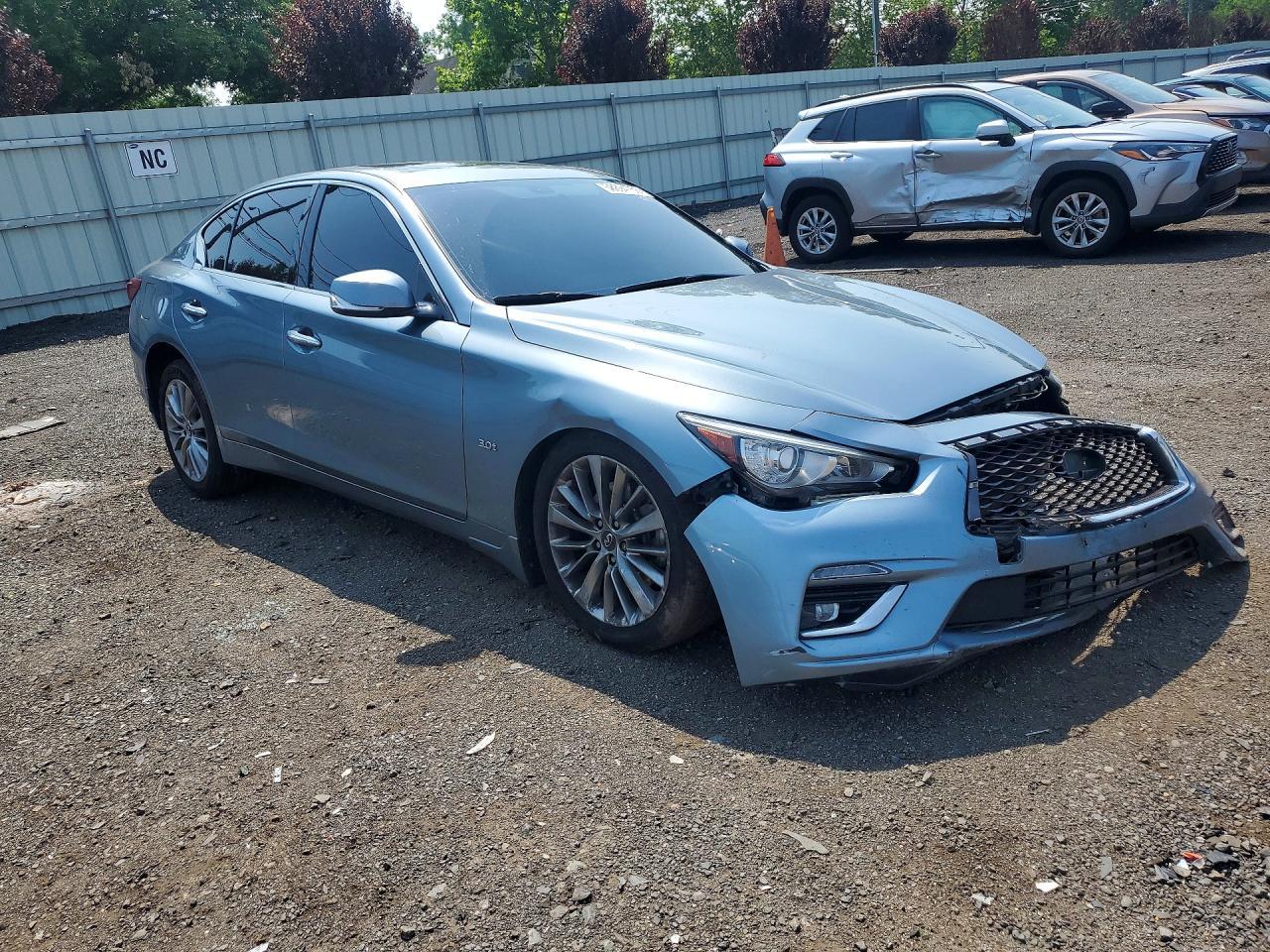 2019 Infiniti Q50 3.0T Luxe - Фото 4