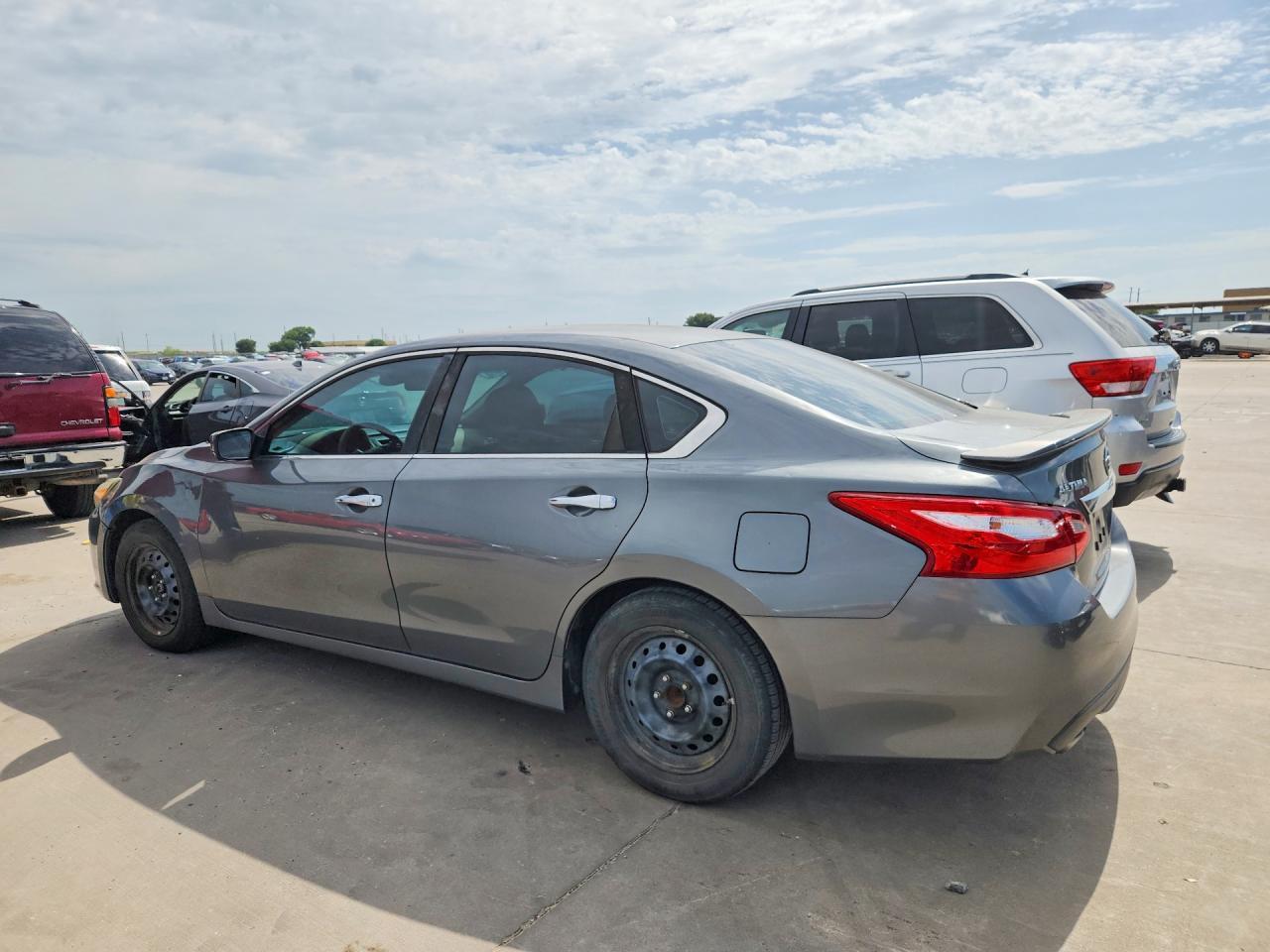 2016 Nissan Altima 2.5 S - Image 2