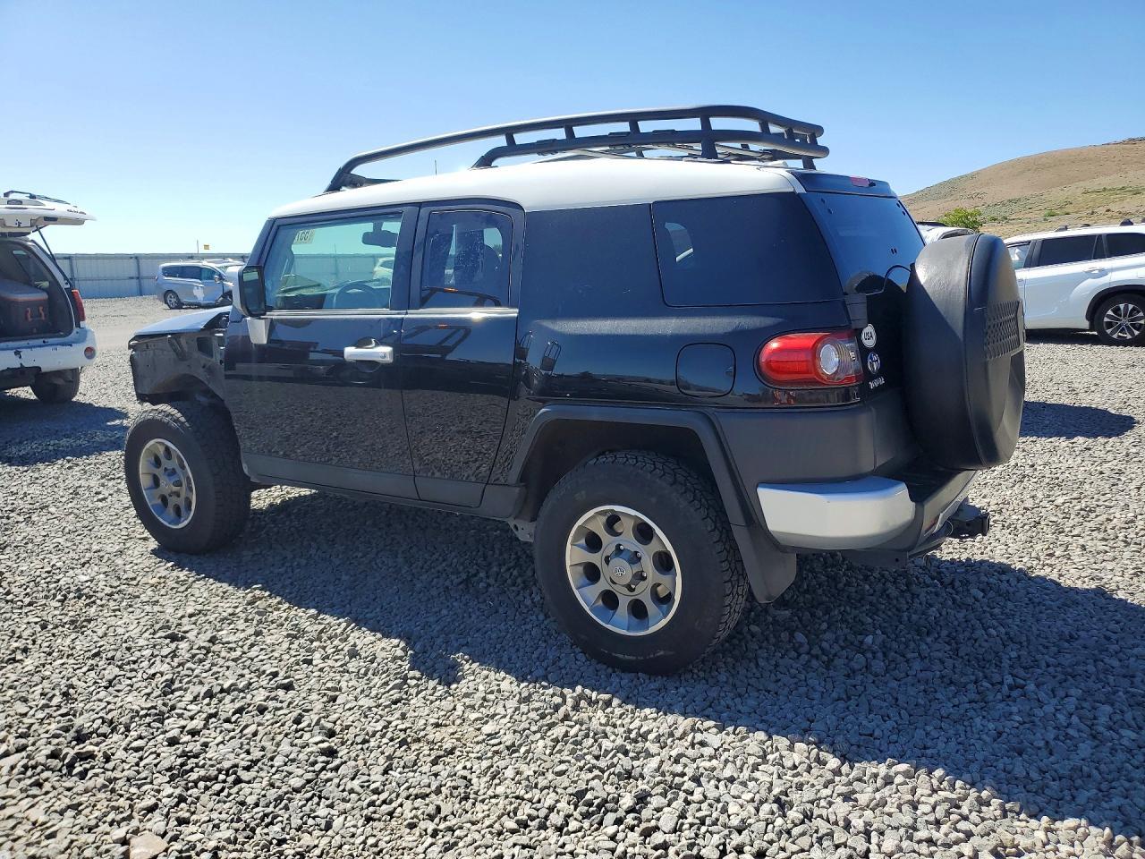 2013 Toyota Fj Cruiser Base - Фото 2
