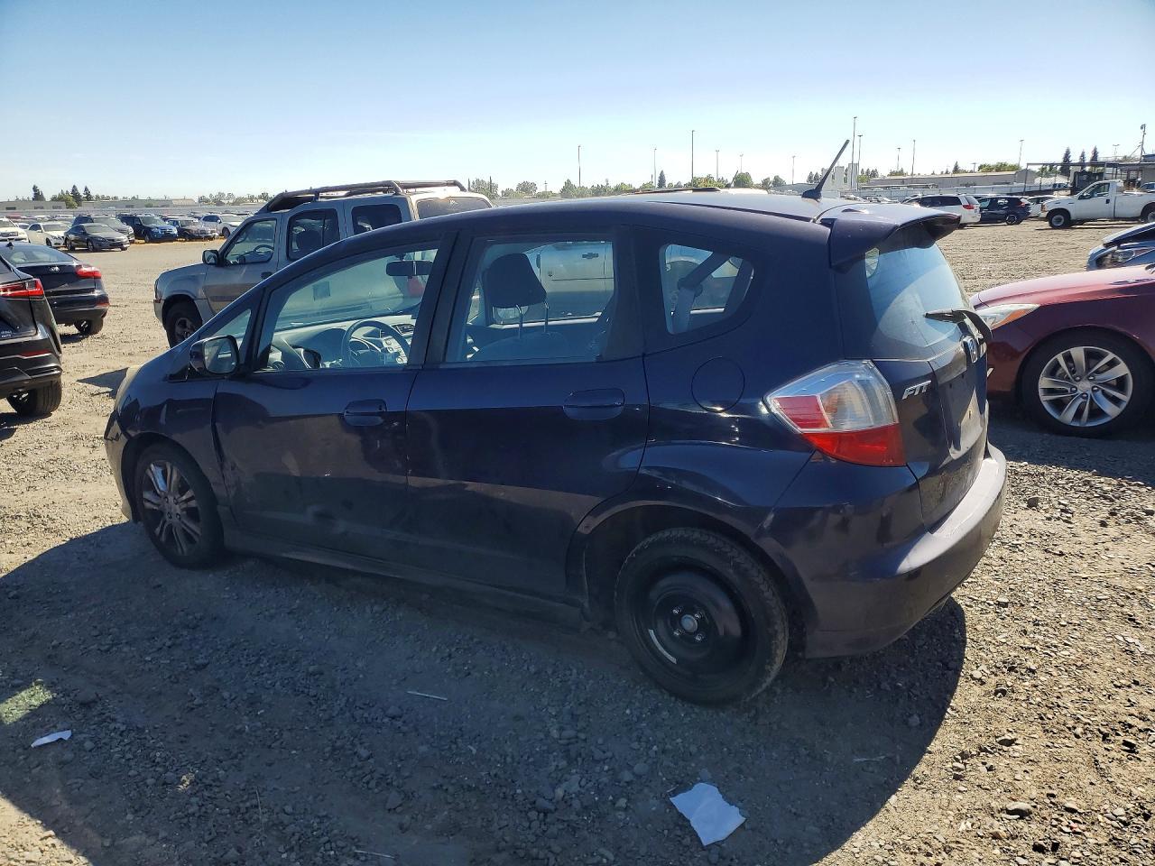 2010 Honda Fit Sport - Фото 2