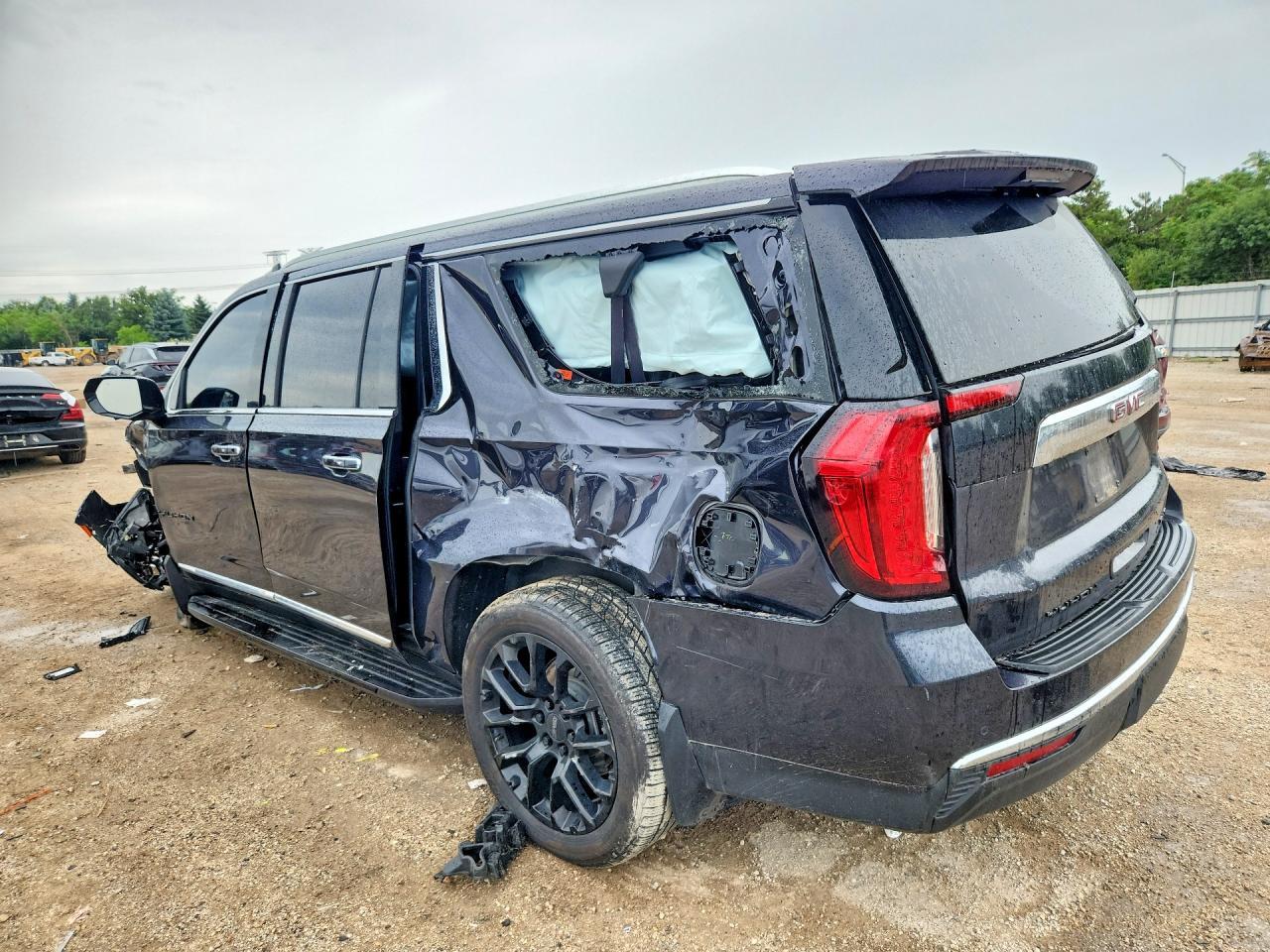 2023 GMC Yukon Xl K1500 Slt - Фото 2