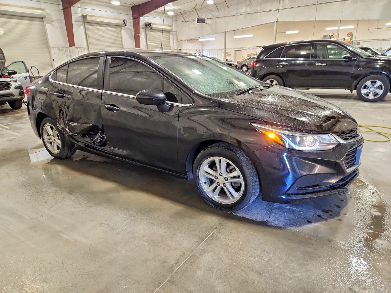 2017 Chevrolet Cruze Lt - Фото 4