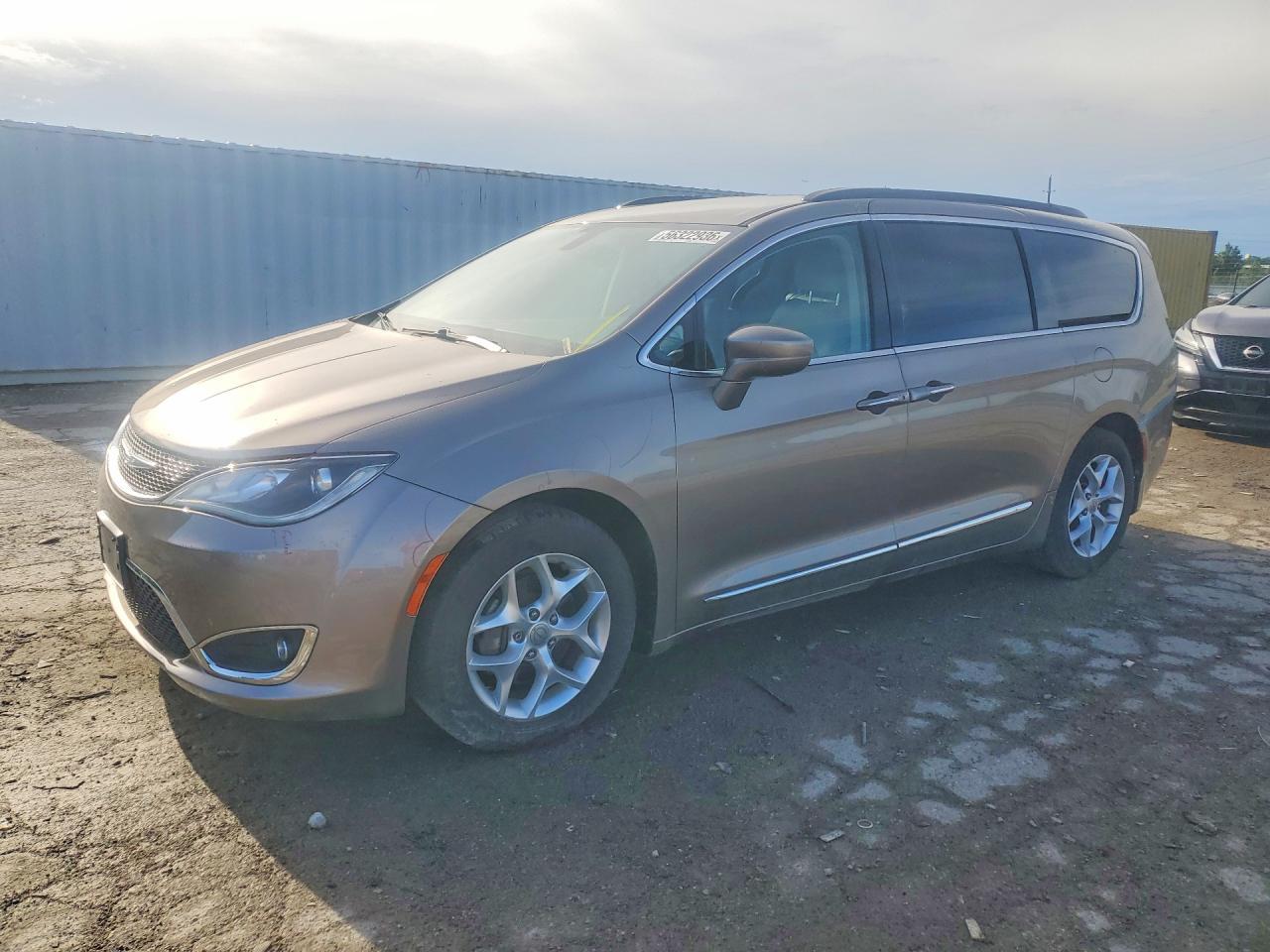 2017 Chrysler Pacifica Touring L