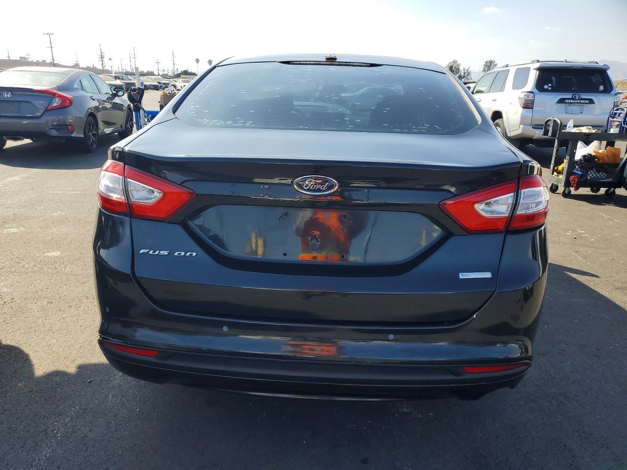 2014 Ford Fusion Se - Фото 6