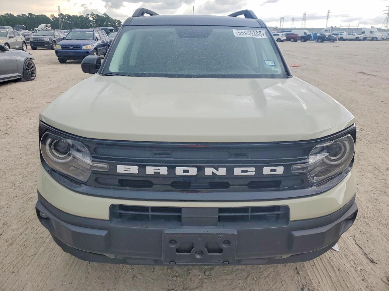 2024 Ford Bronco Sport Outer Banks - Image 5