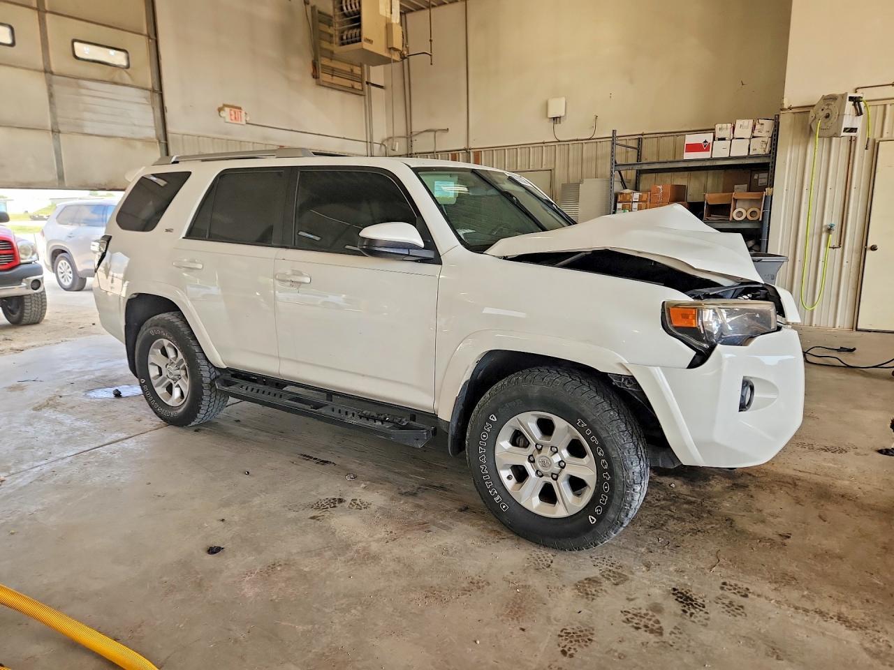 2014 Toyota 4Runner Sr5 - Фото 4