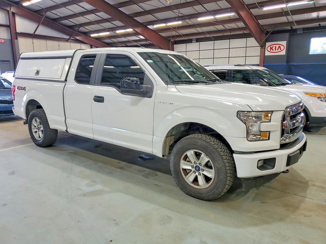 2016 Ford F150 Super Cab - Фото 4
