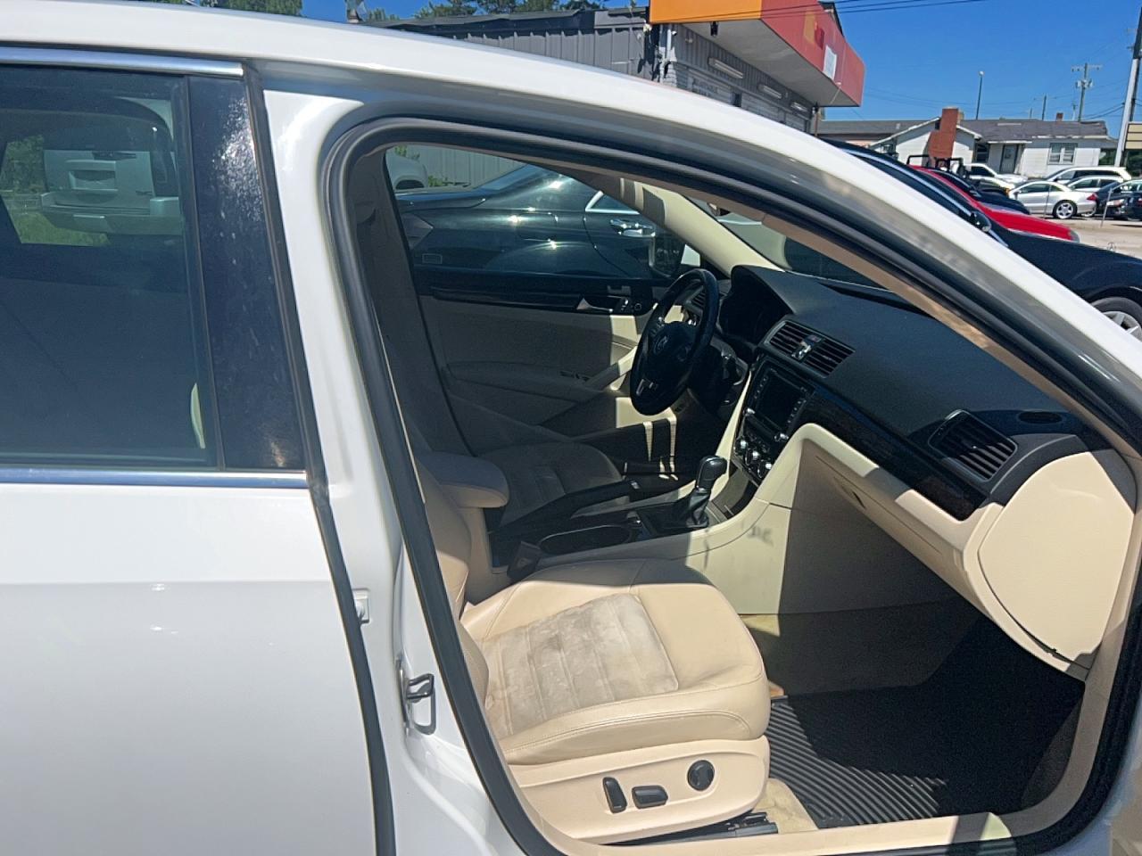 2015 Volkswagen Passat Sel - Фото 5
