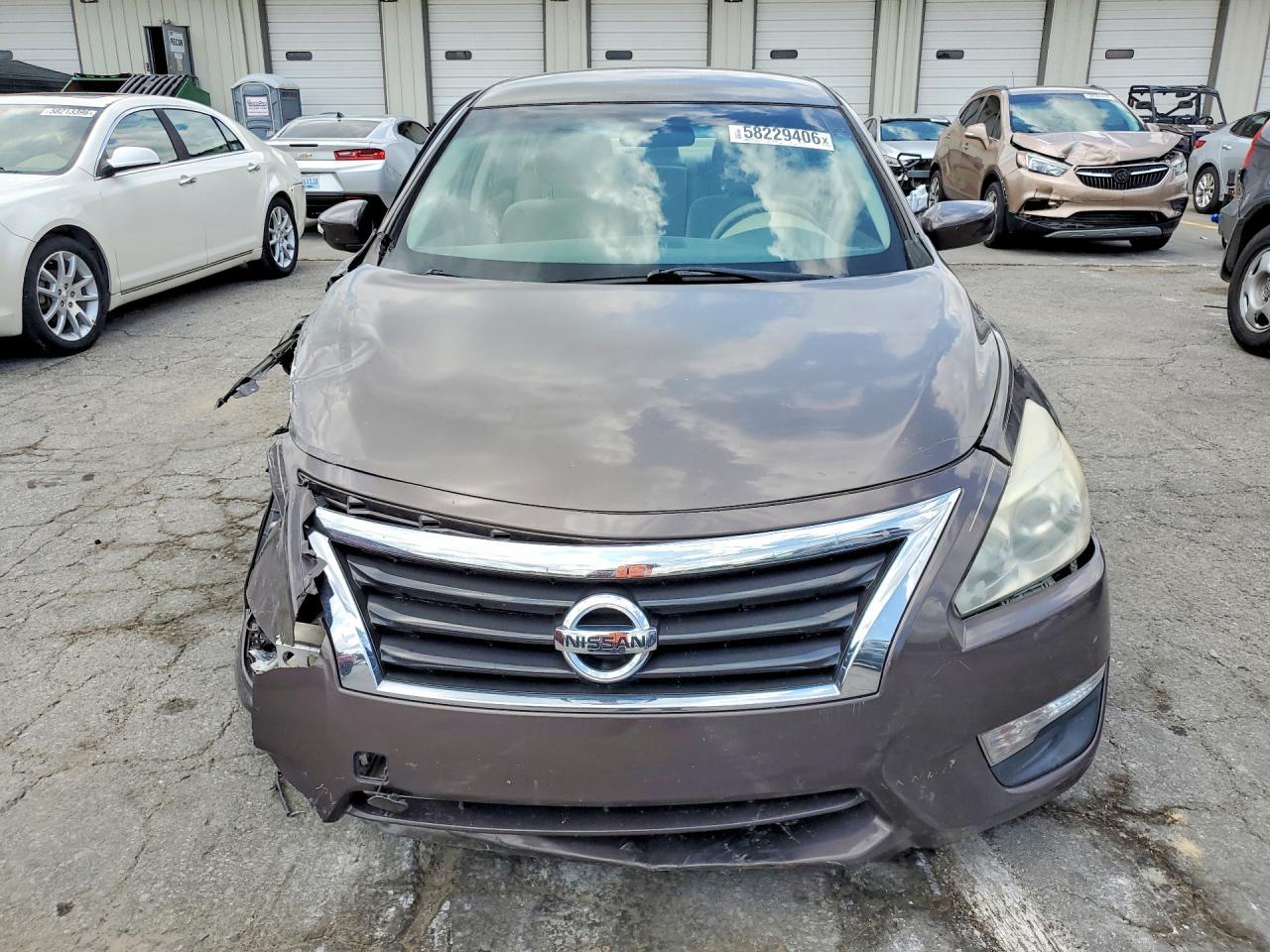 2015 Nissan Altima 2.5 S - Фото 5