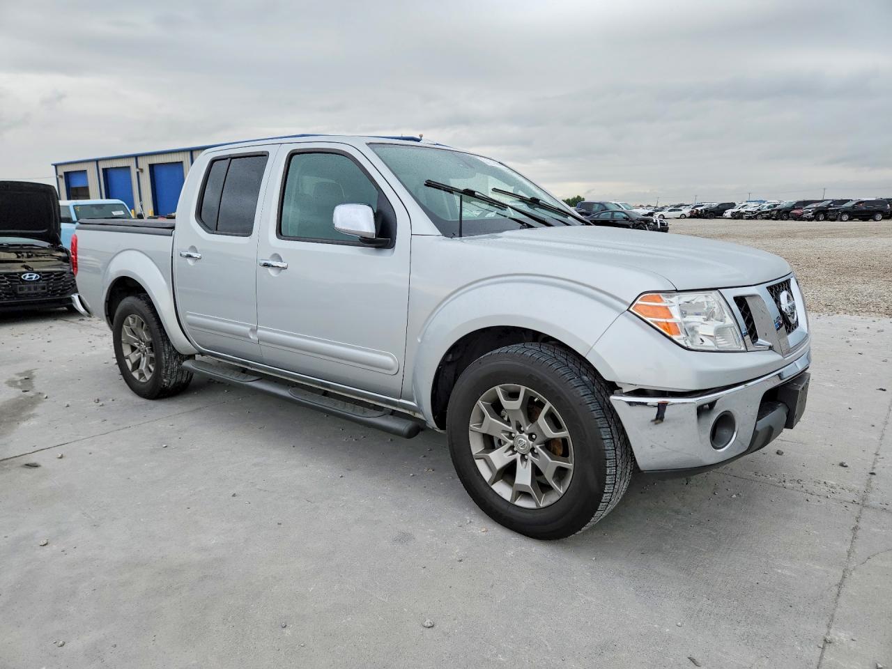 2015 Nissan Frontier Sl - Image 4