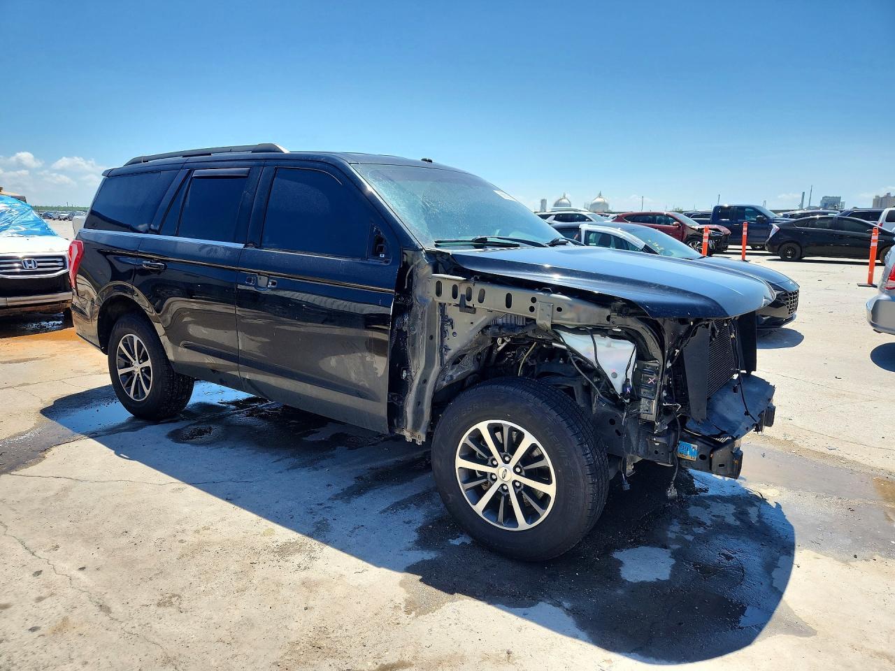 2019 Ford Expedition Xlt - Image 4