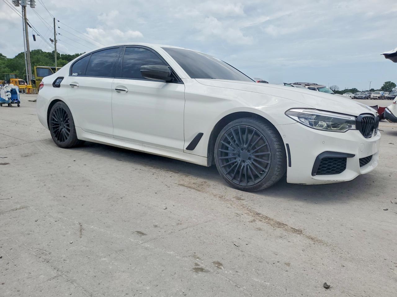 2018 BMW M550Xi - Фото 4