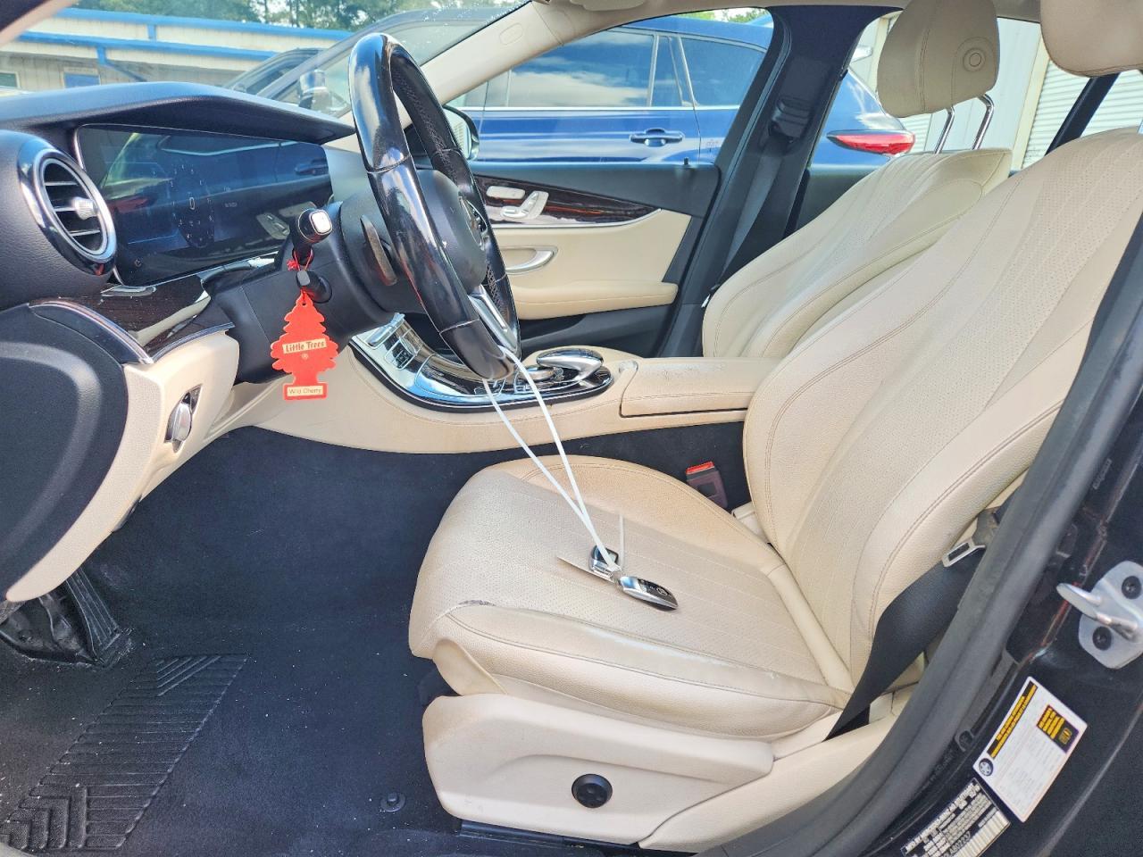 2020 Mercedes-Benz E 450 4Matic - Image 7