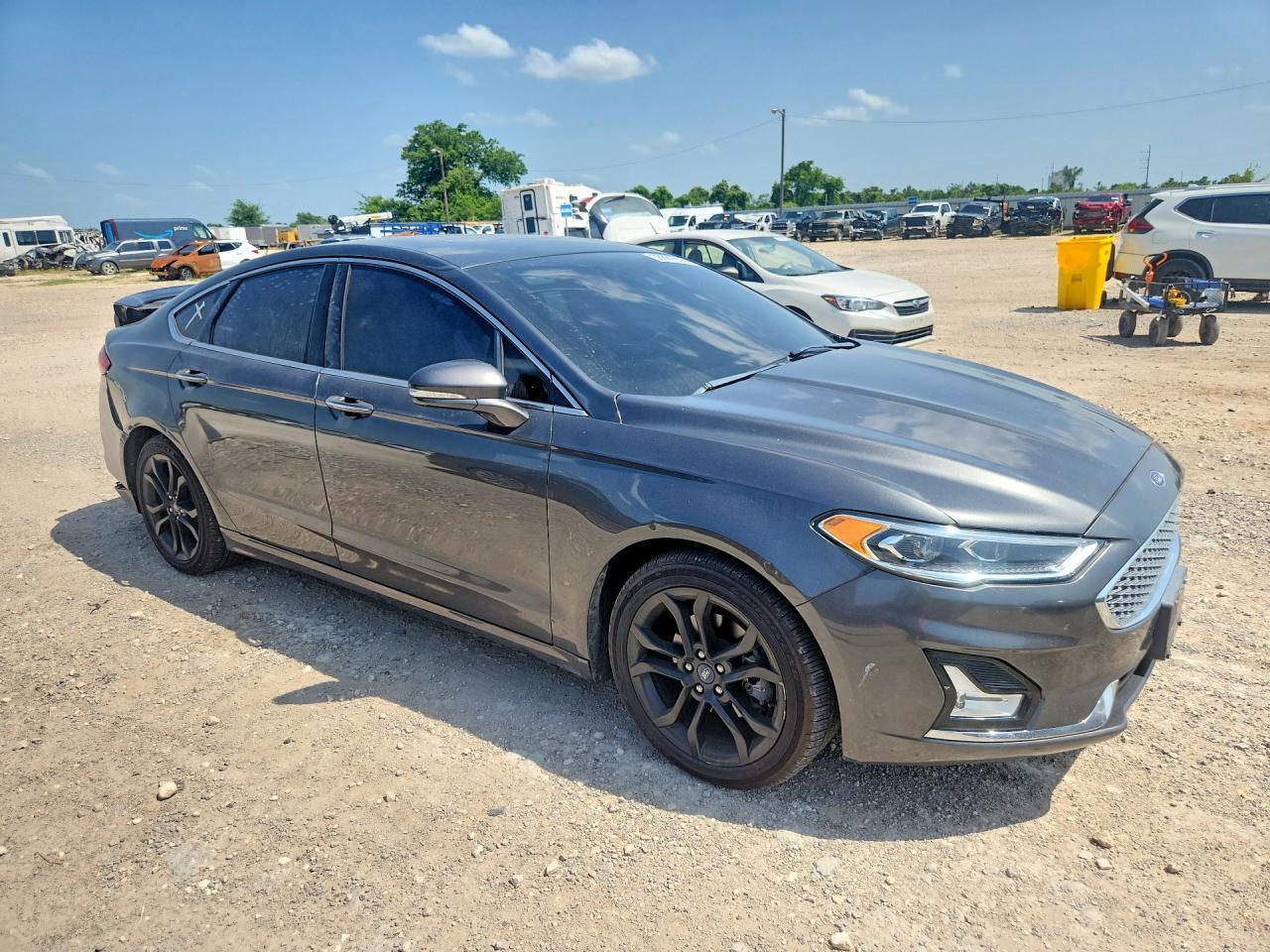2019 Ford Fusion Titanium - Фото 4