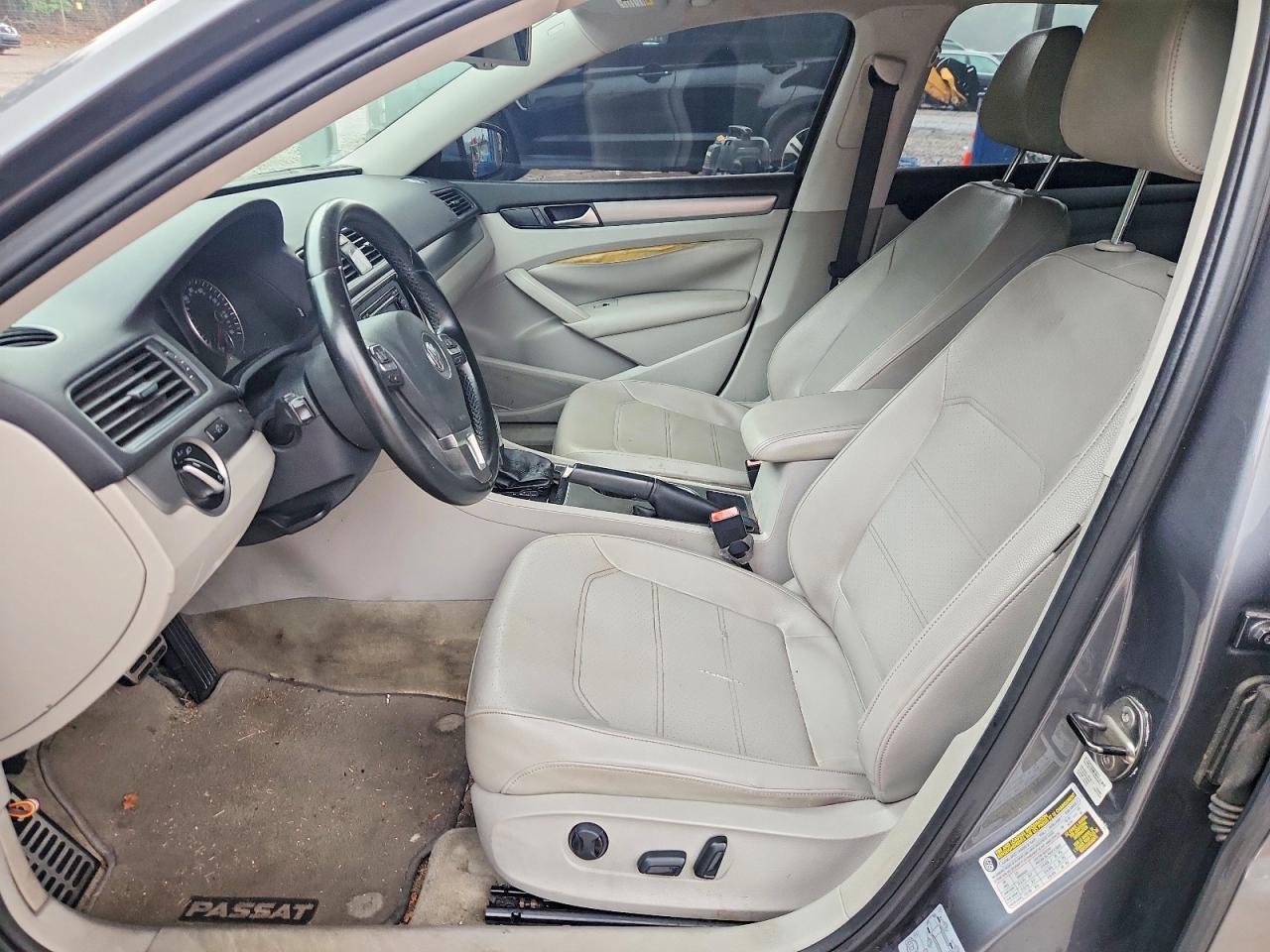 2014 Volkswagen Passat Se - Фото 7