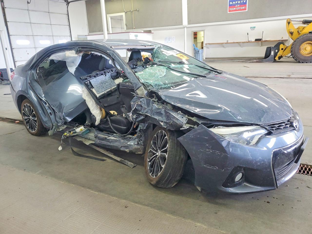 2015 Toyota Corolla S Plus - Фото 4