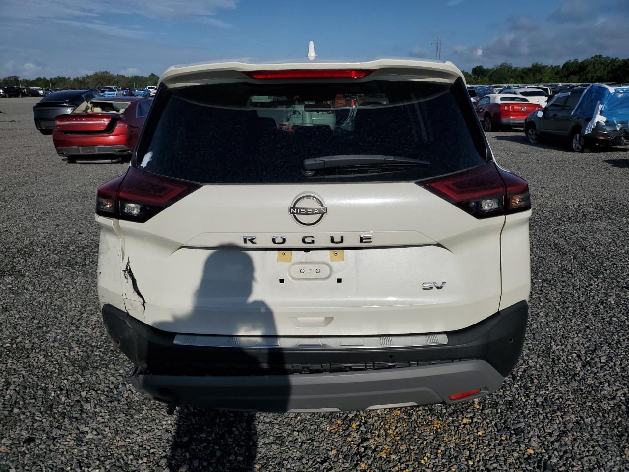 2023 Nissan Rogue Sv - Фото 6