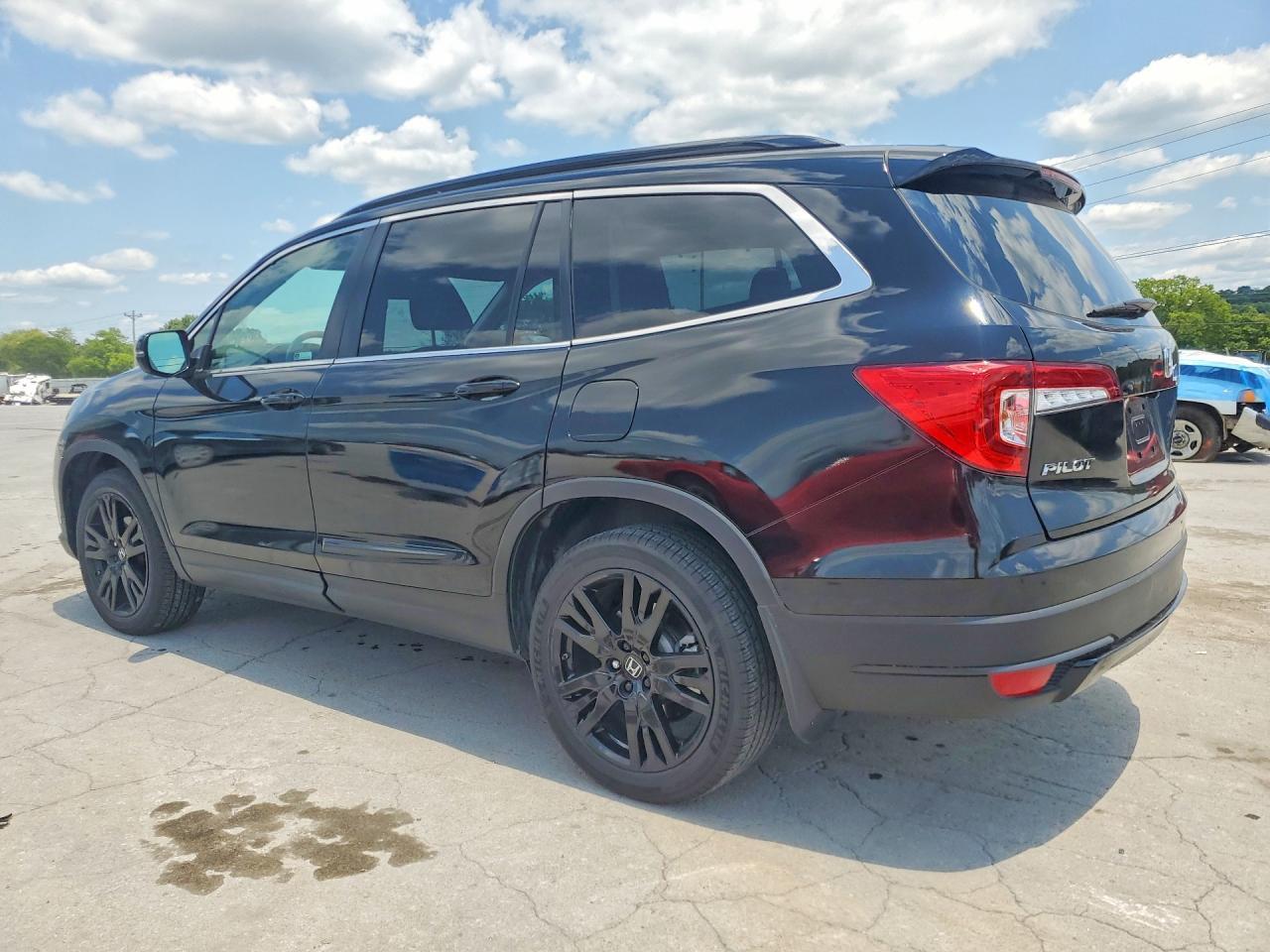 2022 Honda Pilot Se - Image 2