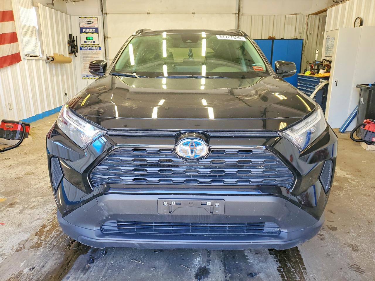 2023 Toyota Rav4 Hybrid Xle - Image 5