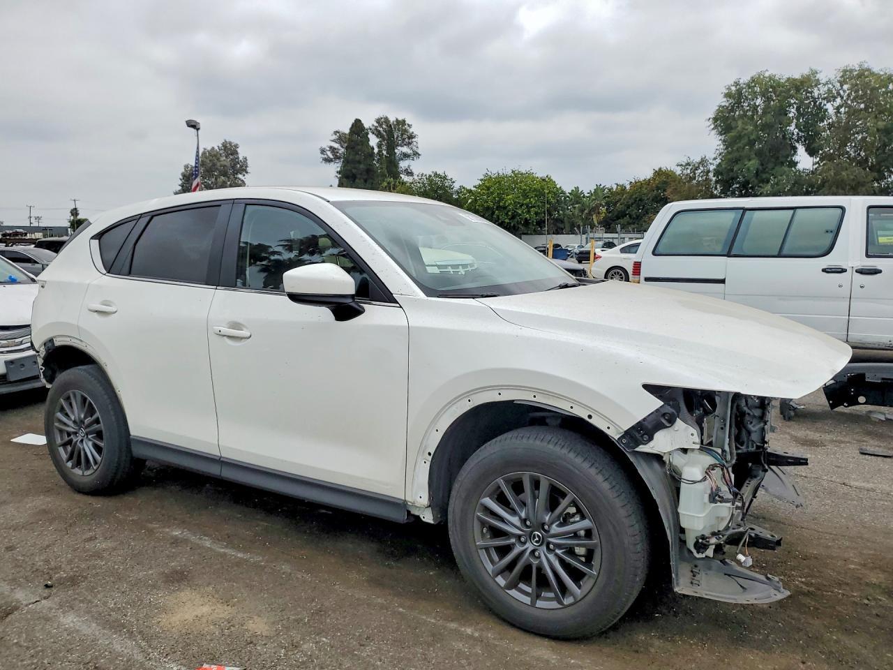 2020 Mazda Cx-5 Touring - Image 4