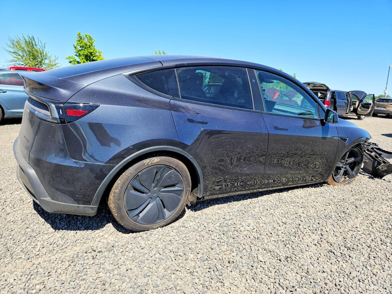 2026 Tesla Model Y - Image 3