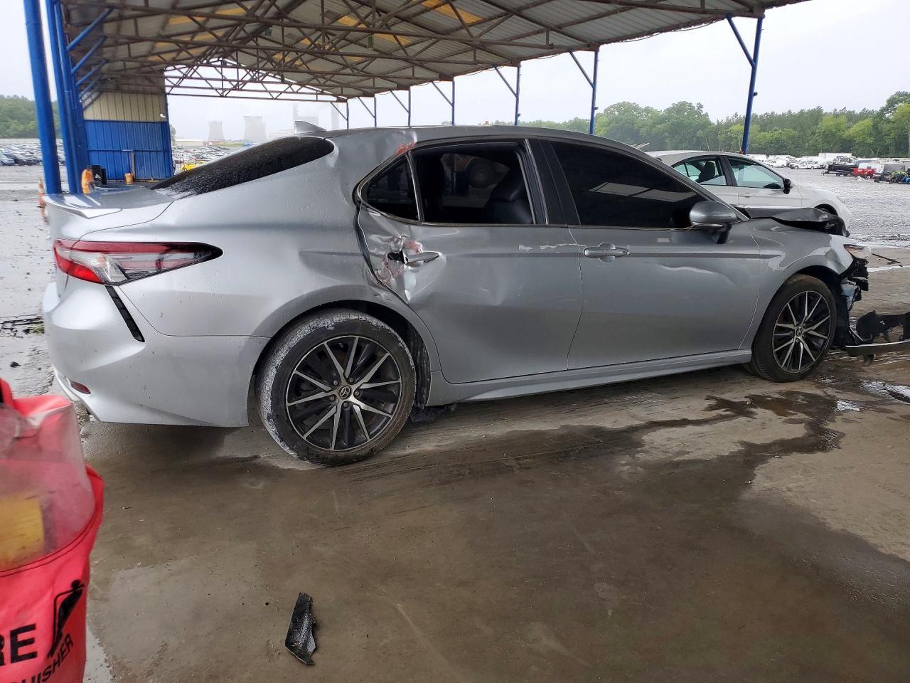 2023 Toyota Camry Se - Фото 3