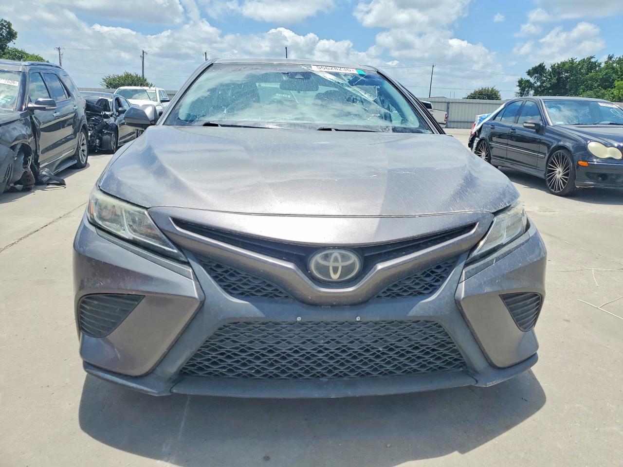 2019 Toyota Camry Se - Фото 5