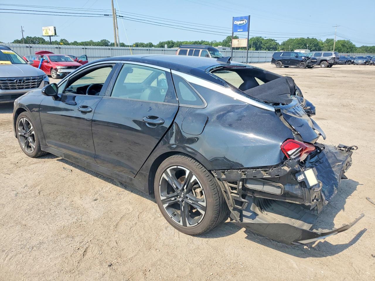 2023 Kia K5 Gt Line - Image 2