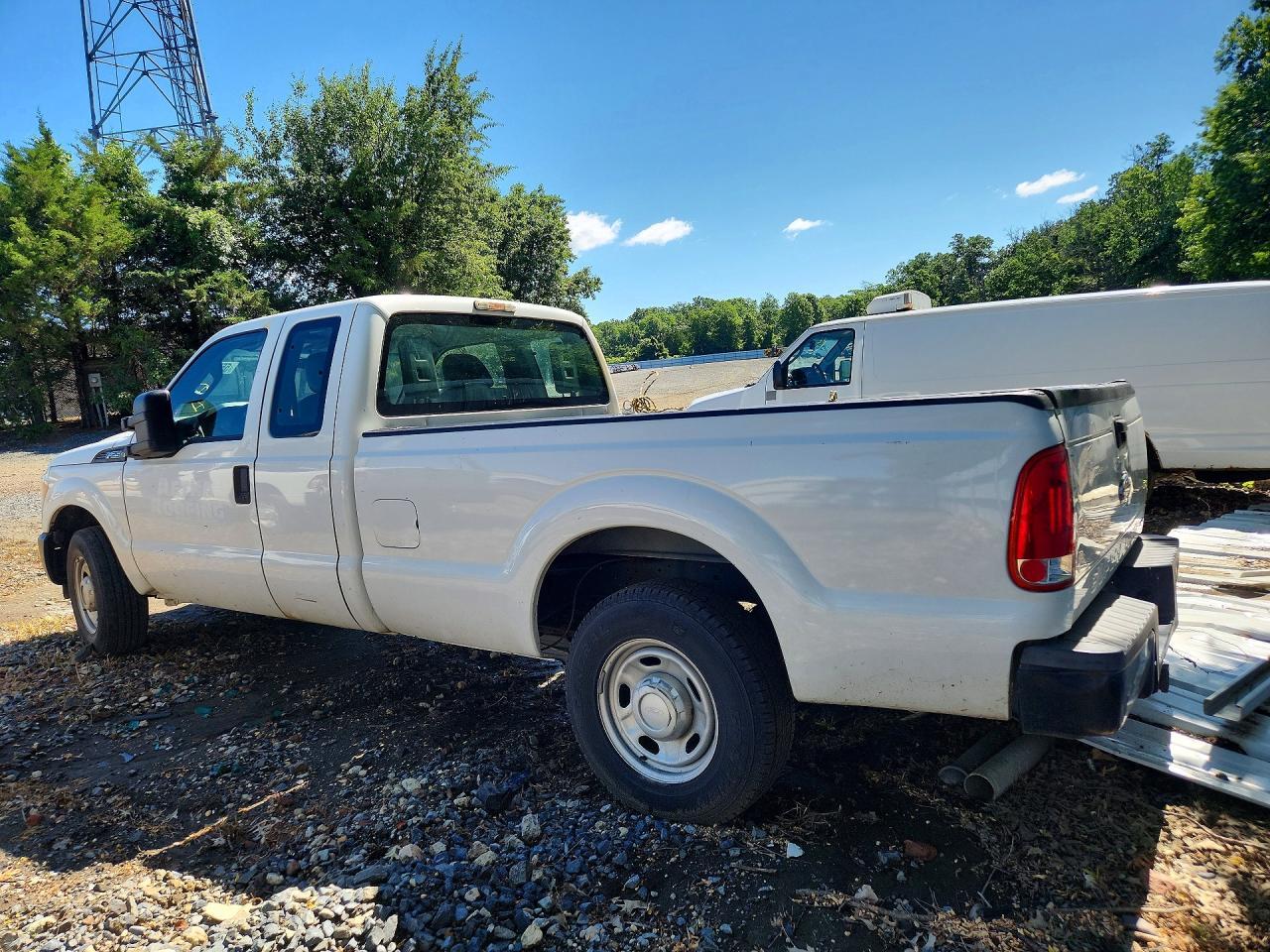 2015 Ford F250 Super Duty - Фото 2