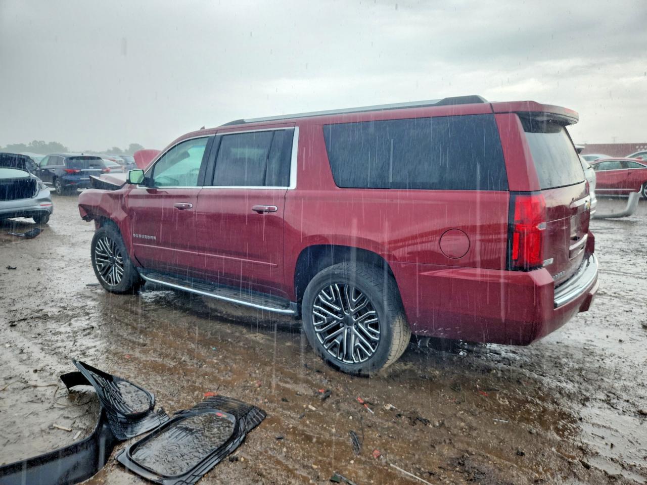 2018 Chevrolet Suburban K1500 Premier - Фото 2