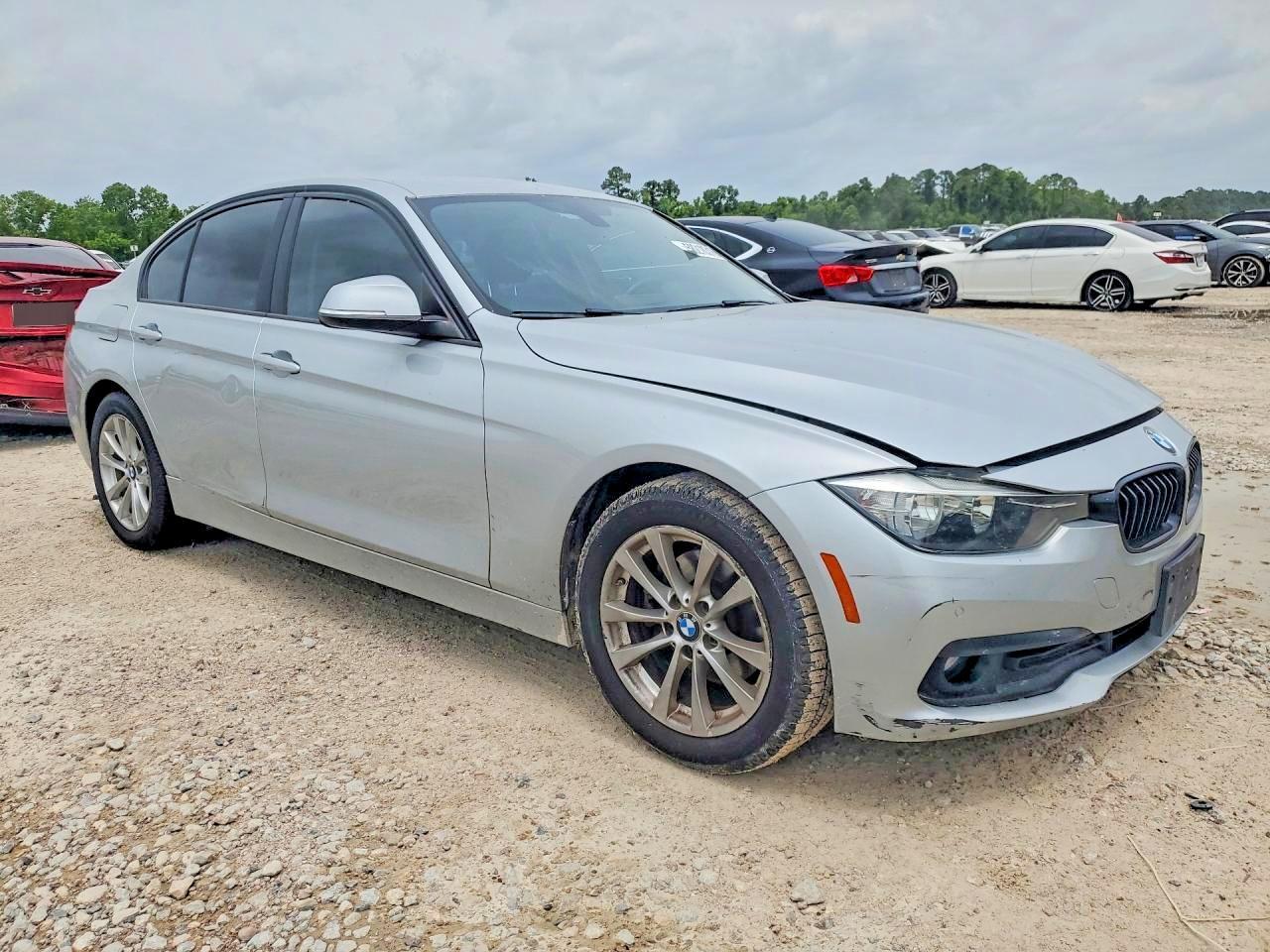 2017 BMW 320 I - Фото 4