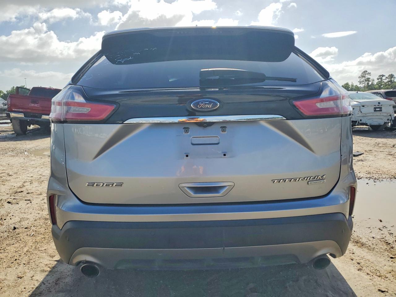 2020 Ford Edge Titanium - Image 6