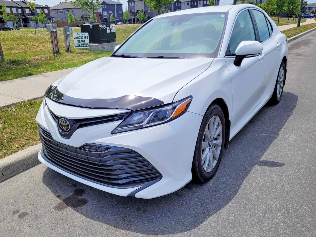 2020 Toyota Camry Le - Image 2