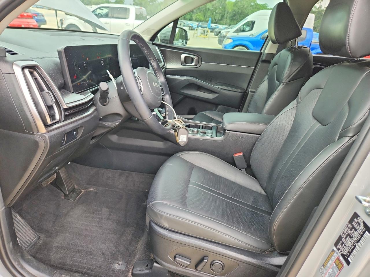 2025 Kia Sorento S - Фото 7