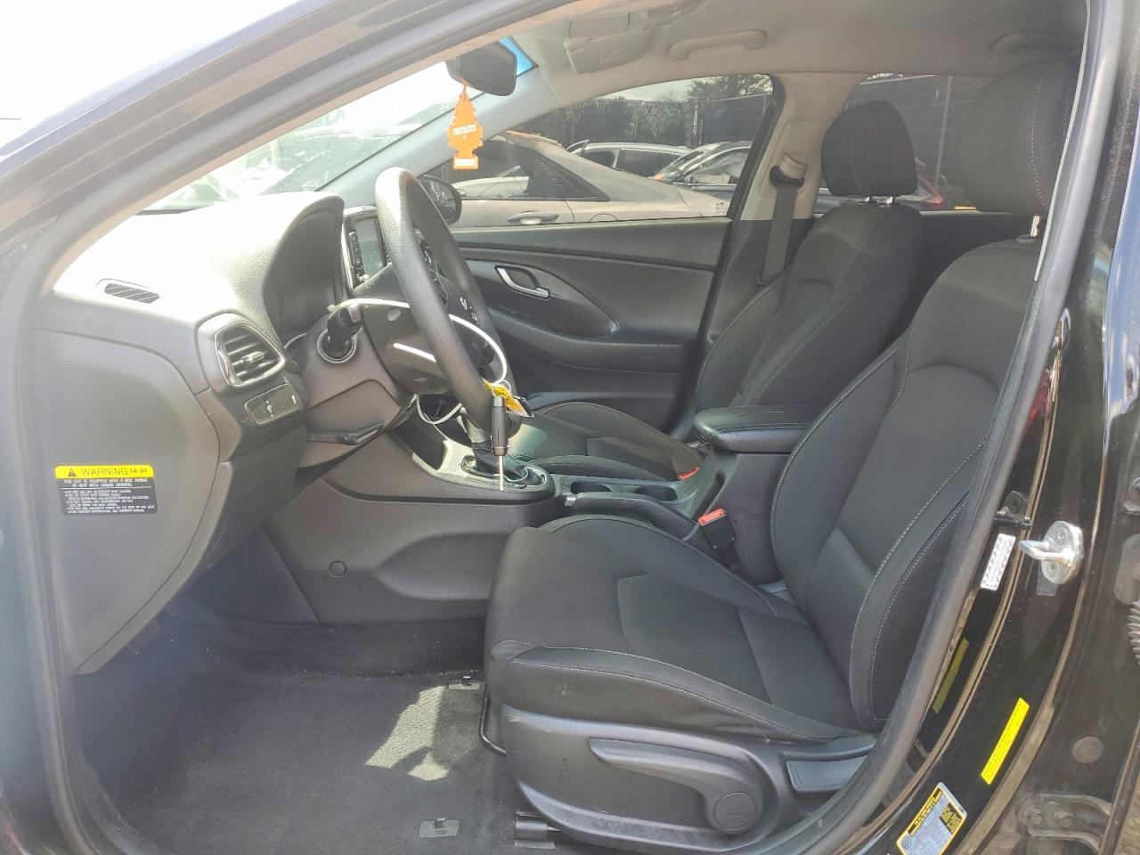 2018 Hyundai Elantra Gt Base - Image 7