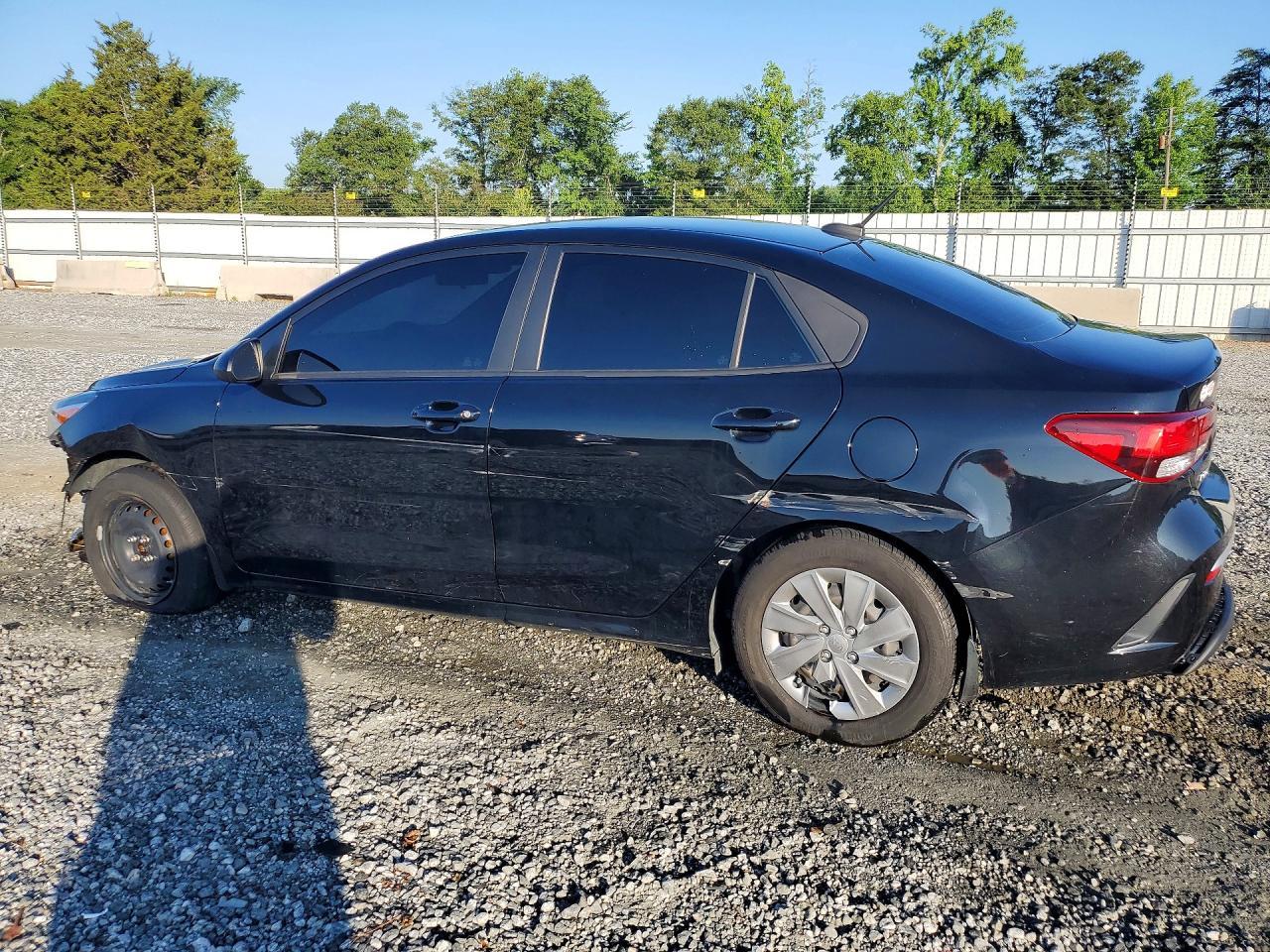 2023 Kia Rio S - Фото 2