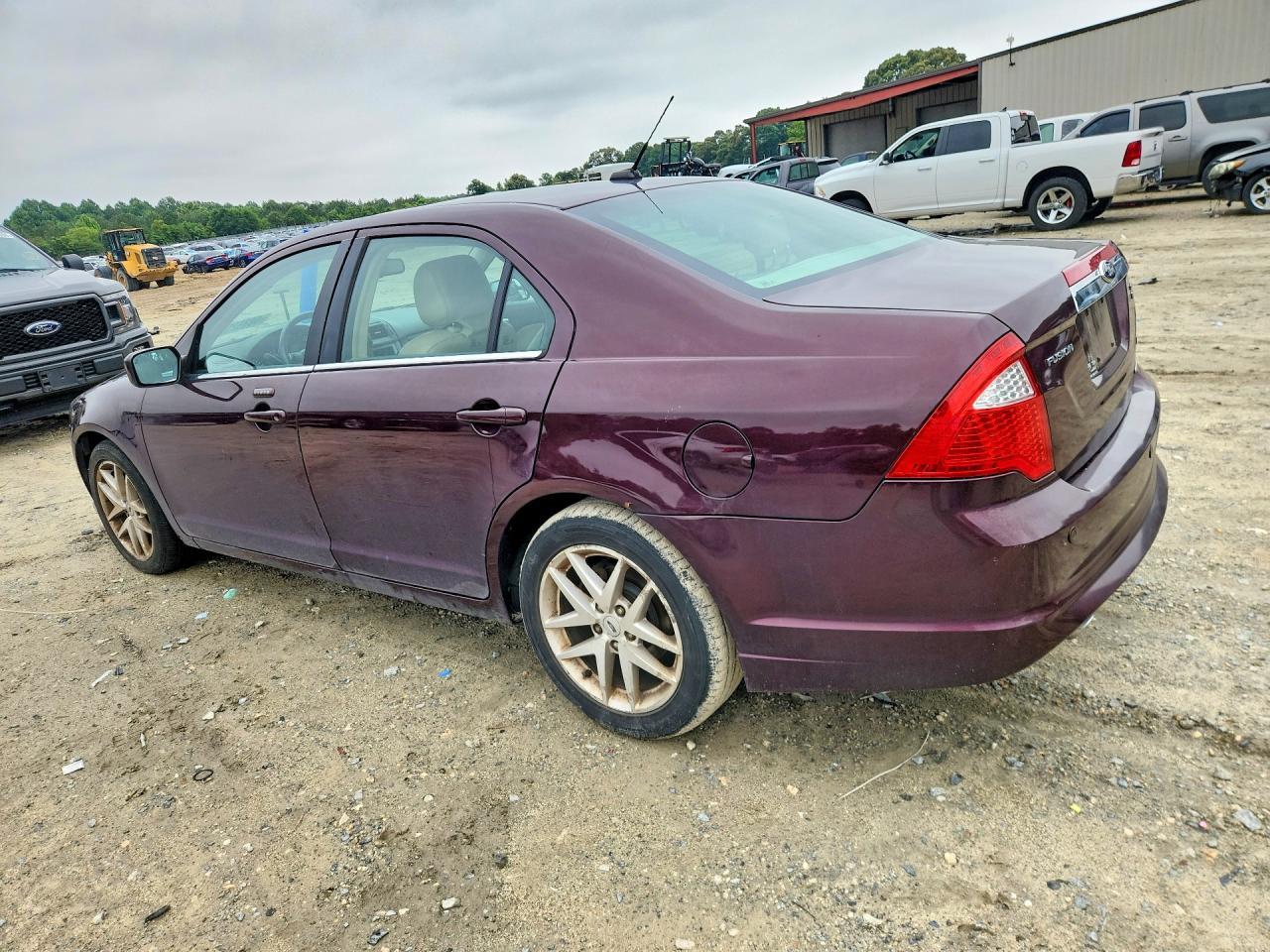 2012 Ford Fusion Sel - Image 2