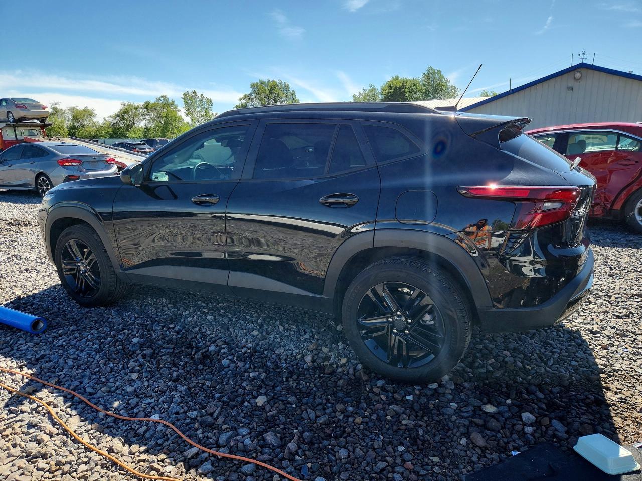 2025 Chevrolet Trax Activ - Image 2