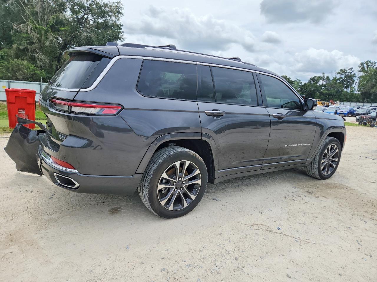 2022 Jeep Grand Cherokee L Overland - Фото 3