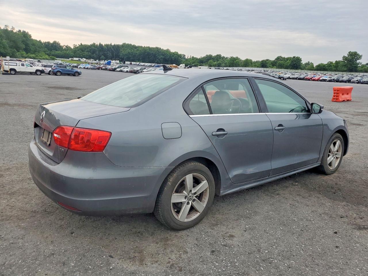 2014 Volkswagen Jetta Tdi - Фото 3